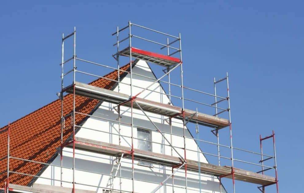 Teammakler Sanierung Renovierung Sanierungsarbeiten Verkauf Immobilie feuchter Keller Fenster Verkaufspreis Wohnqualität Instandhaltung